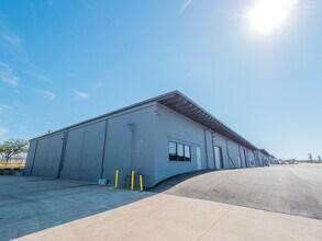 3907 Warehouse Row, Austin, TX for lease Building Photo- Image 2 of 6