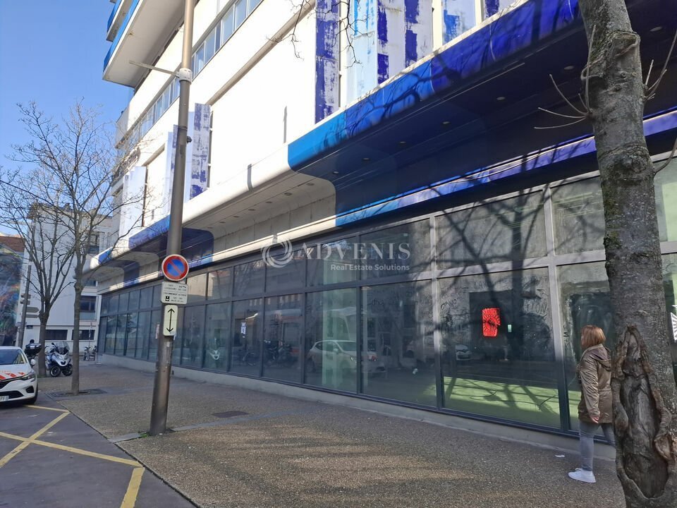 Retail in Nancy for lease Building Photo- Image 1 of 6