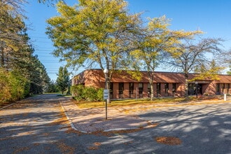 2181-2183 Thurston Dr, Ottawa, ON for lease Building Photo- Image 1 of 8