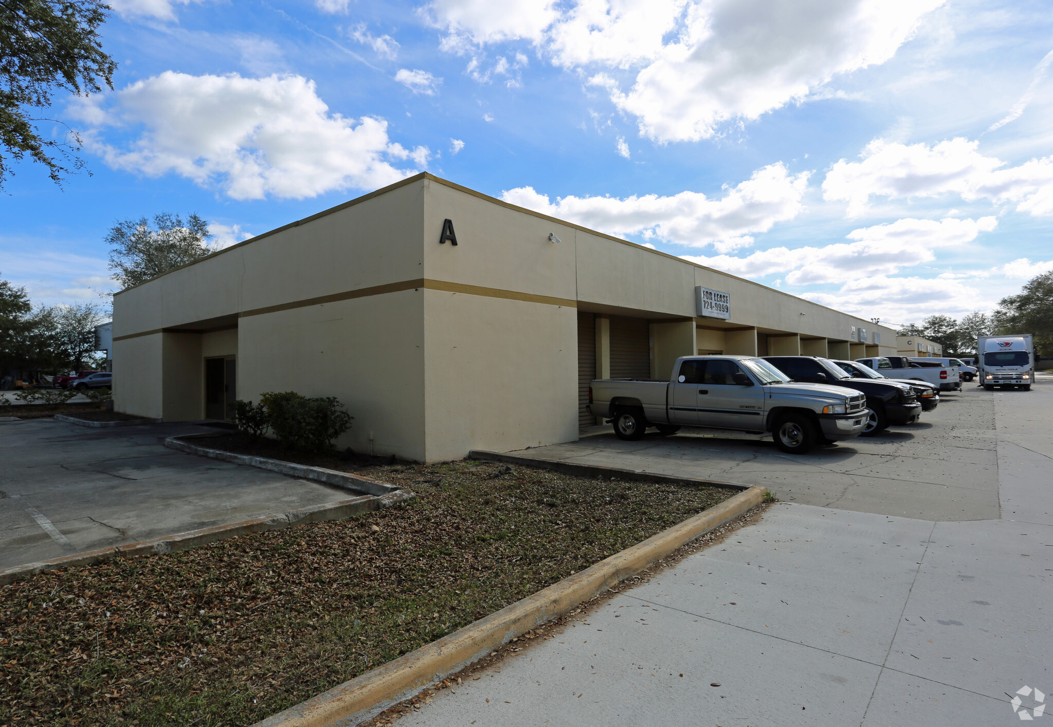 2885 Electronics Dr, Melbourne, FL for lease Building Photo- Image 1 of 7