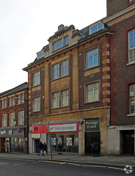 7 Upper George St, Luton for sale - Primary Photo - Image 1 of 1