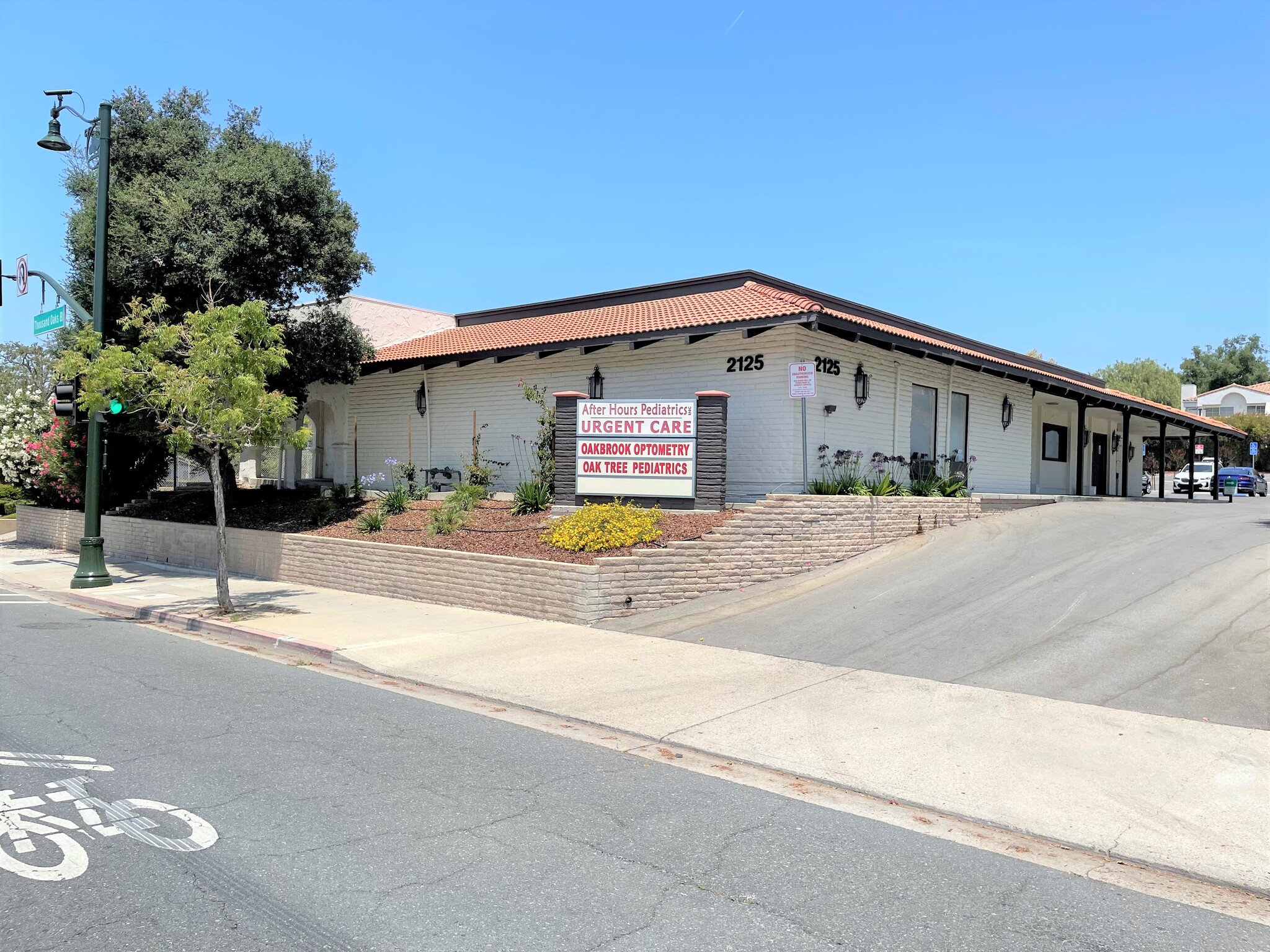 2125 E Thousand Oaks Blvd, Thousand Oaks, CA for lease Building Photo- Image 1 of 5