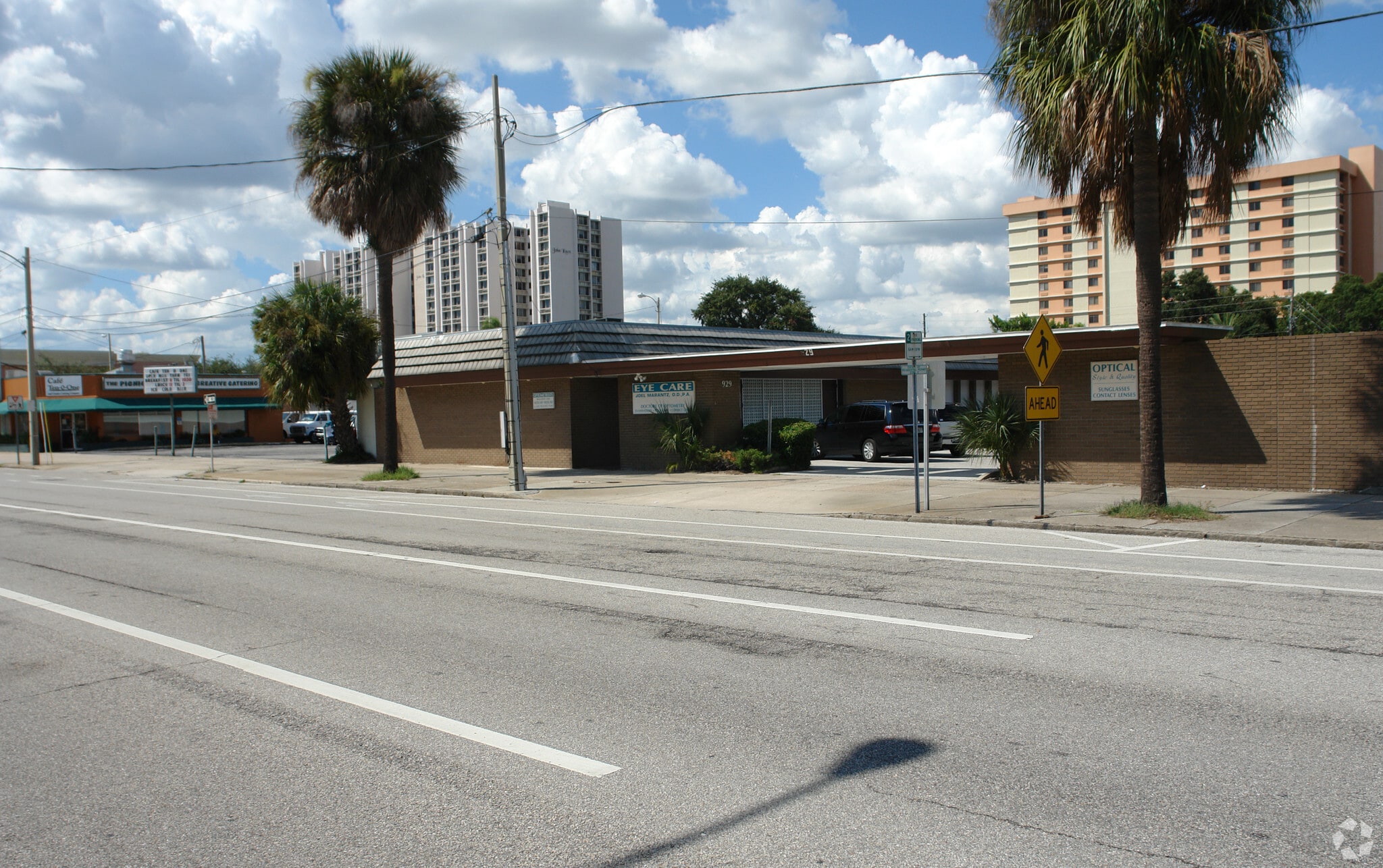 929 1st Ave N, Saint Petersburg, FL for lease Primary Photo- Image 1 of 17