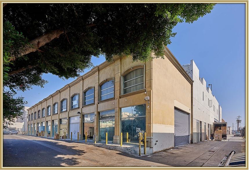 738 E 14th St, Los Angeles, CA for lease - Primary Photo - Image 1 of 6