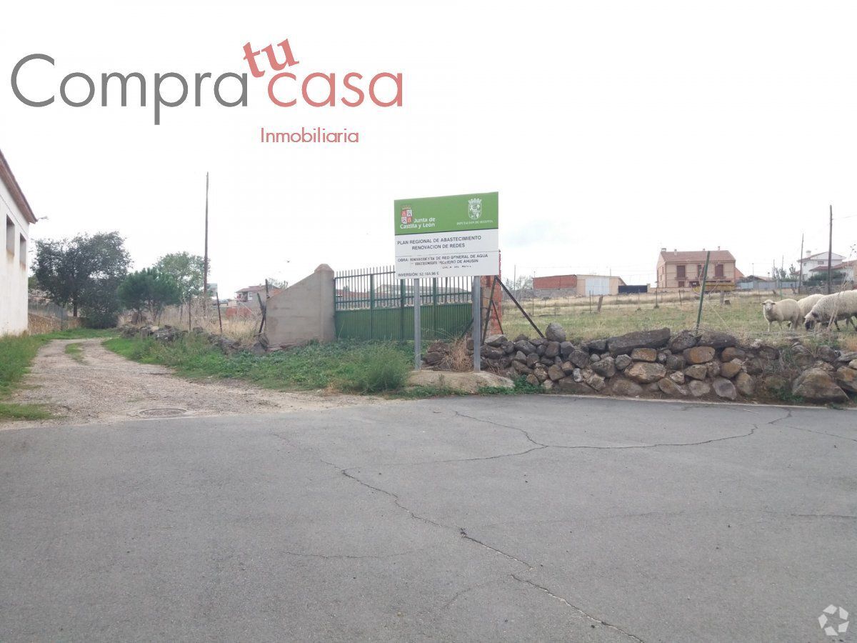 Land in Zarzuela del Monte, Segovia for sale Primary Photo- Image 1 of 3