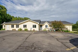 More details for 3900 Cedar Ct, Suamico, WI - Retail for Sale