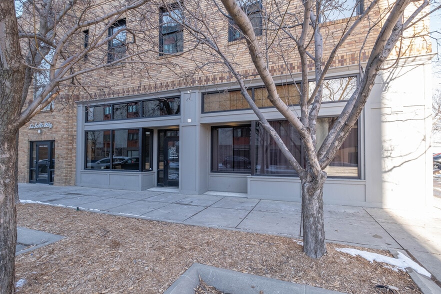 100-114 E Walnut St, Mankato, MN for lease - Building Photo - Image 3 of 6