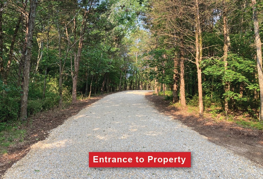 5667 Hillsboro Rd, Hillsboro, MO for sale - Building Photo - Image 2 of 6