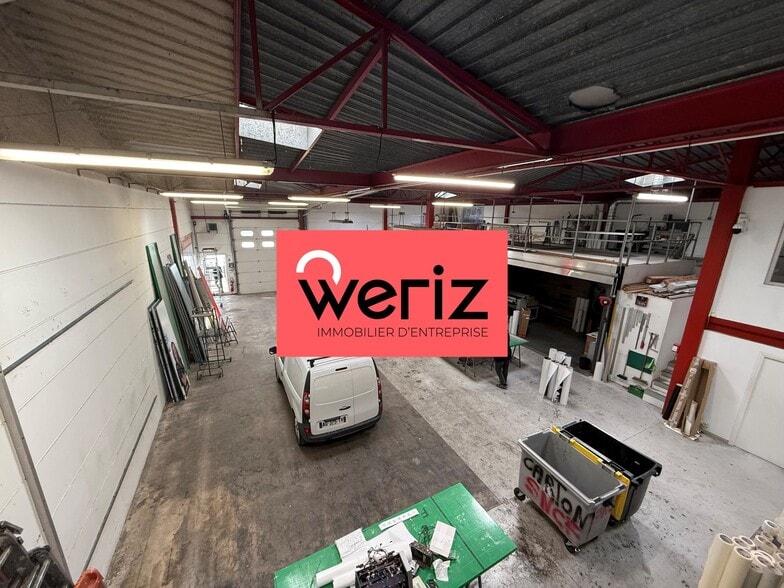 Industrial in Marseille for lease - Building Photo - Image 1 of 9