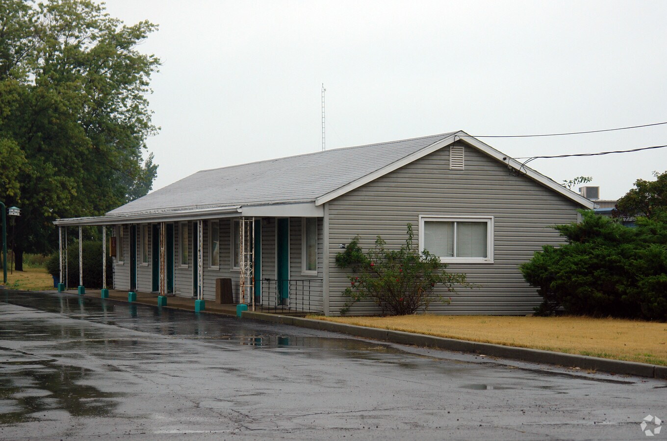 4319 Venice Rd, Sandusky, OH 44870 Coronado Motel