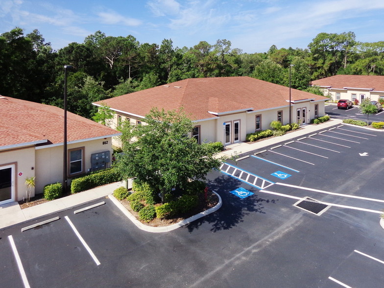 822 62nd Street Cir E, Bradenton, FL for lease - Primary Photo - Image 1 of 7