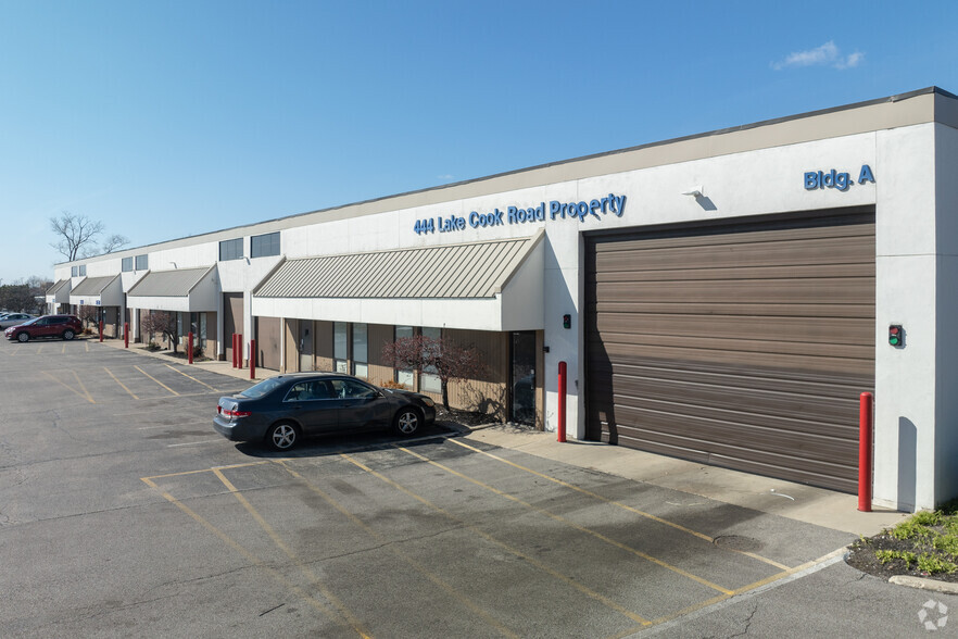 444 Lake Cook Rd, Deerfield, IL for lease - Building Photo - Image 1 of 5