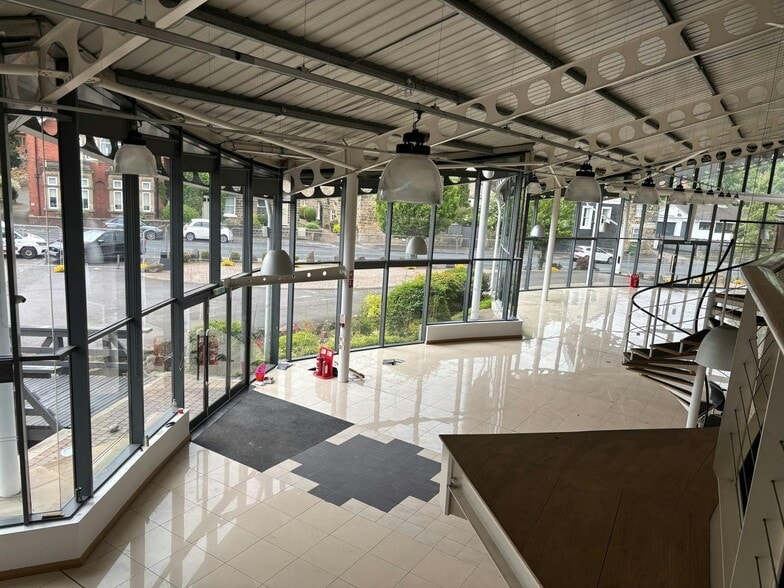 325 Barnsley Rd, Wakefield for sale - Building Photo - Image 2 of 9