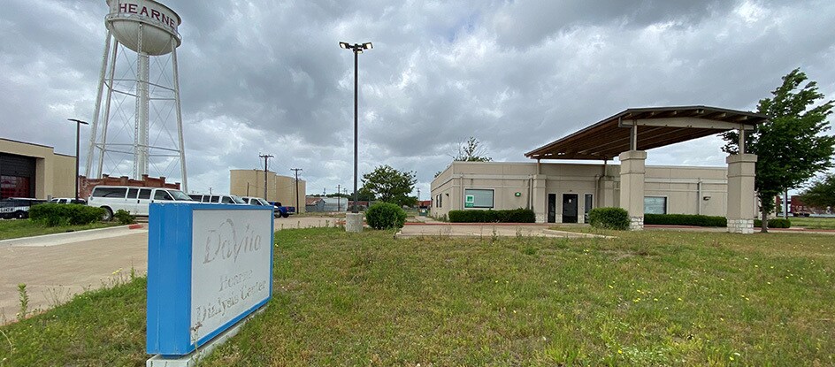 106 Cedar St, Hearne, TX for sale Building Photo- Image 1 of 1