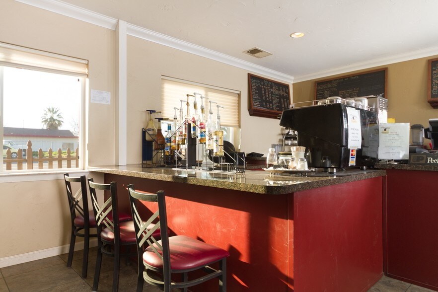 2281 California St, Sutter, CA for sale - Primary Photo - Image 1 of 1