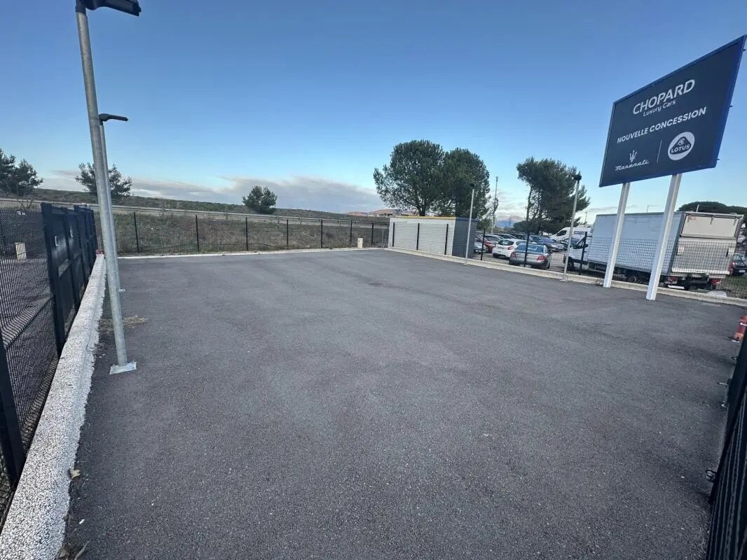 Land in Puget-sur-Argens for lease Building Photo- Image 1 of 4