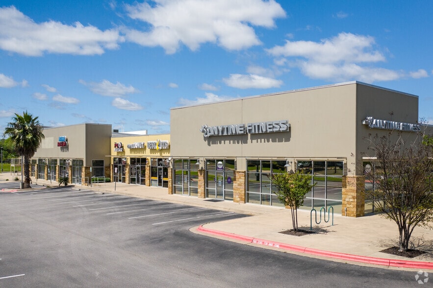 8516 Anderson Mill Rd, Austin, TX 78729 Dakota Plaza