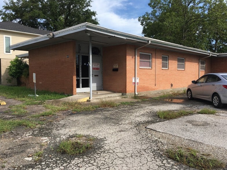 8117 Highway 6, Hitchcock, TX for sale - Building Photo - Image 1 of 1