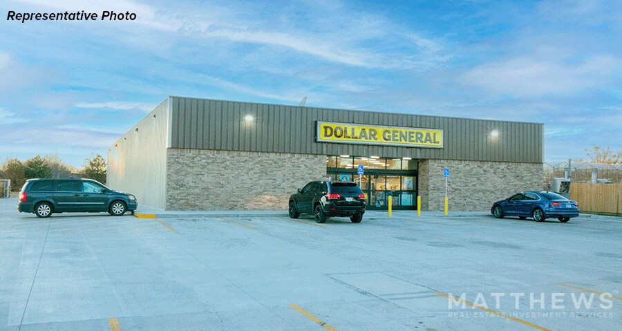 743 Boston Post Rd, West Haven, CT for sale - Building Photo - Image 1 of 1