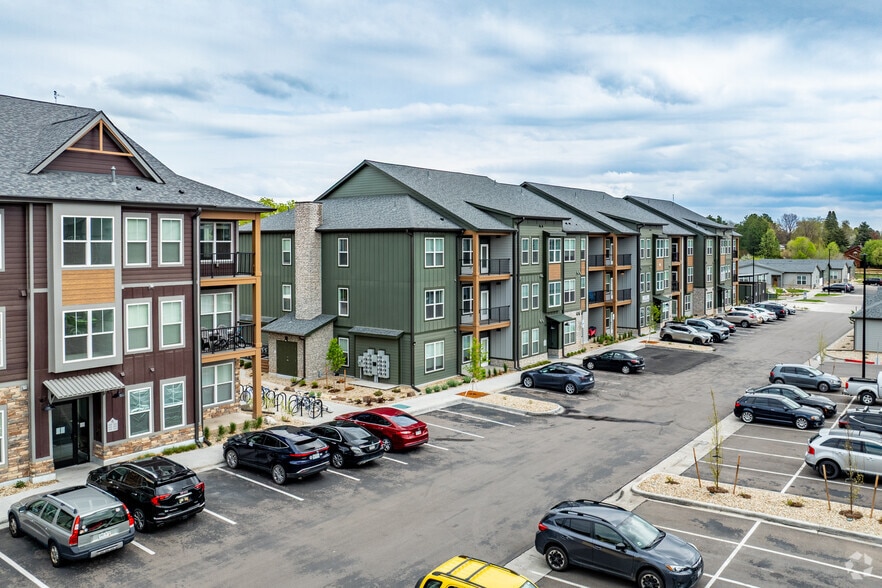 1001 - 1029 Hobbit St., Fort Collins, CO for lease - Building Photo - Image 2 of 30