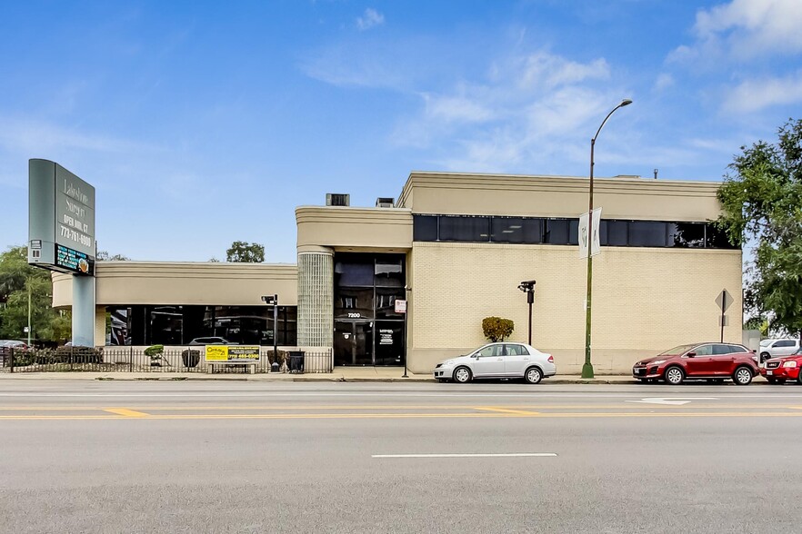 7200 N Western Ave, Chicago, IL for lease - Building Photo - Image 2 of 5