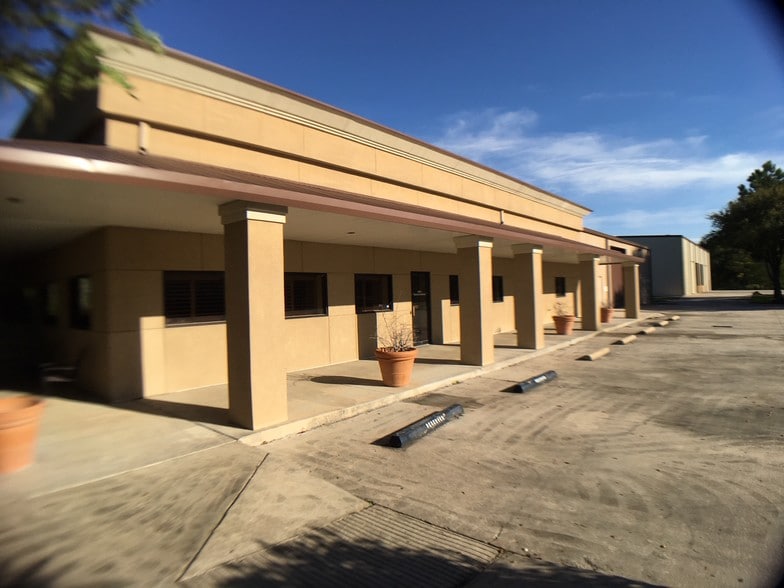 1300 E Richey Rd, Houston, TX for sale - Building Photo - Image 1 of 1