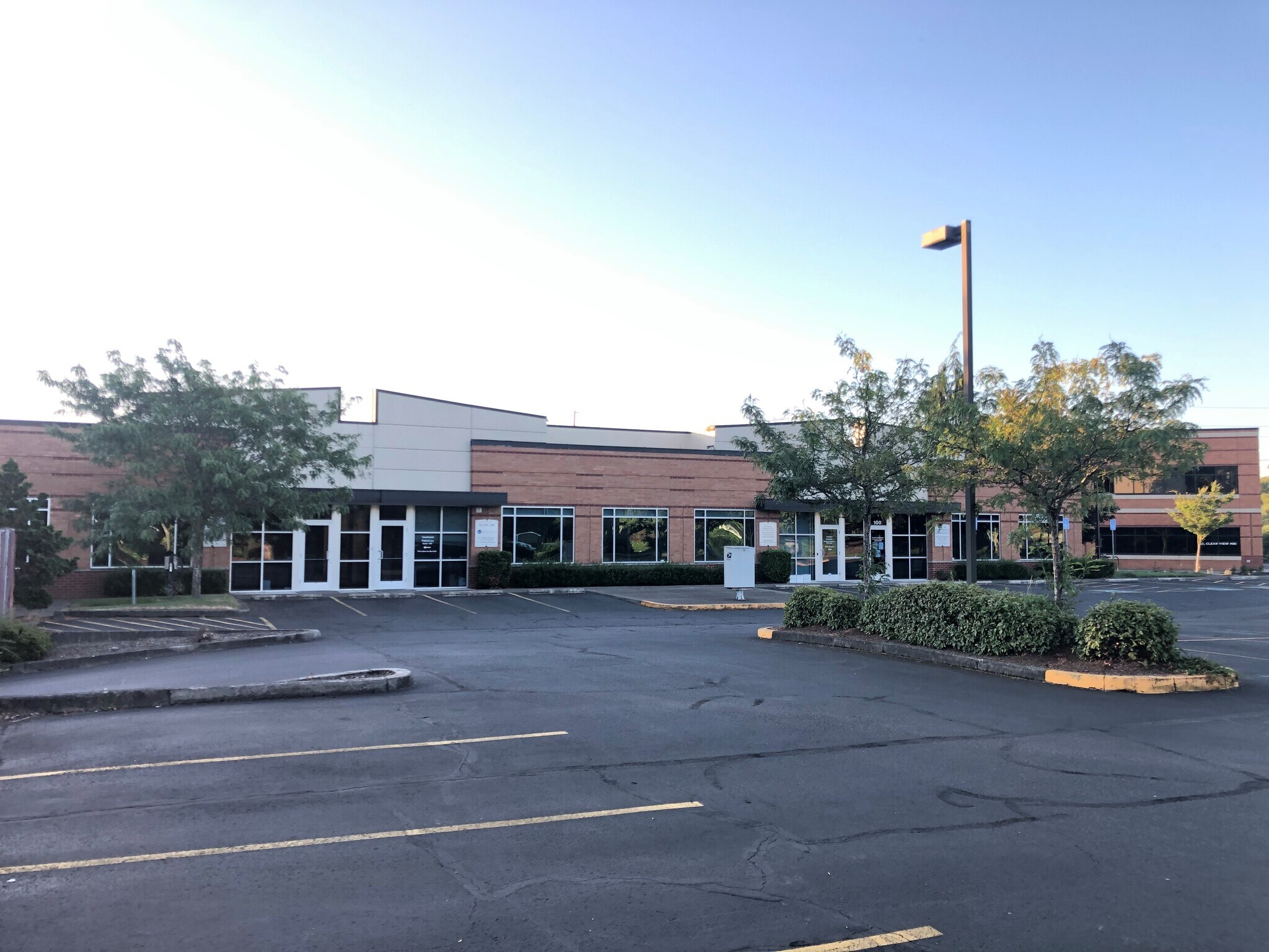 17895 NW Evergreen Pky, Beaverton, OR for sale Building Photo- Image 1 of 1