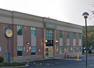 4 Riverside Ave, Bristol, CT for lease Interior Photo- Image 2 of 3