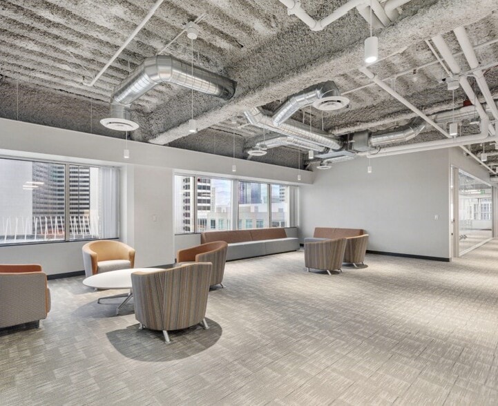 180 Grand Ave, Oakland, CA for lease - Interior Photo - Image 2 of 6