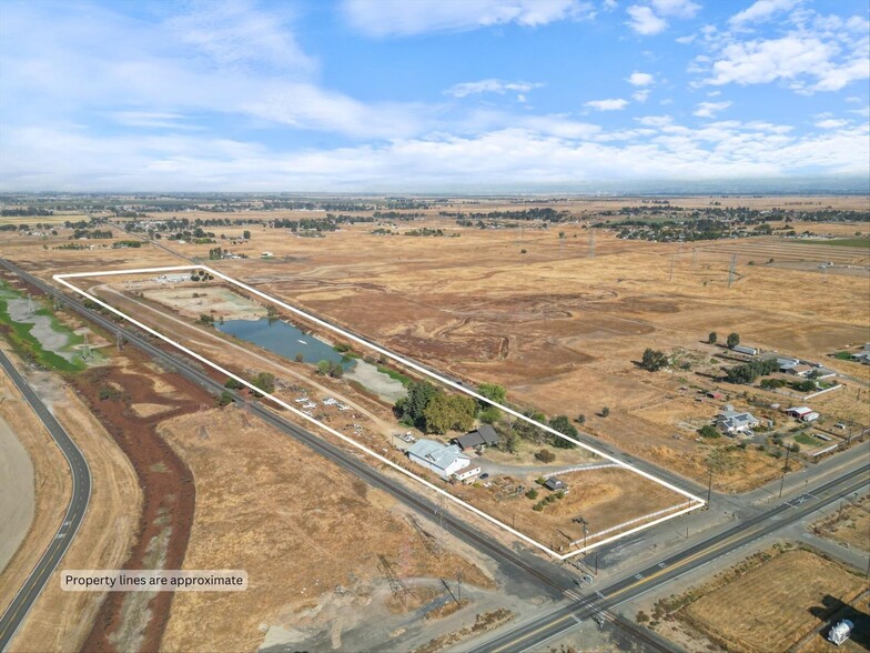 8649 Sorento Rd, Elverta, CA for sale - Building Photo - Image 3 of 4