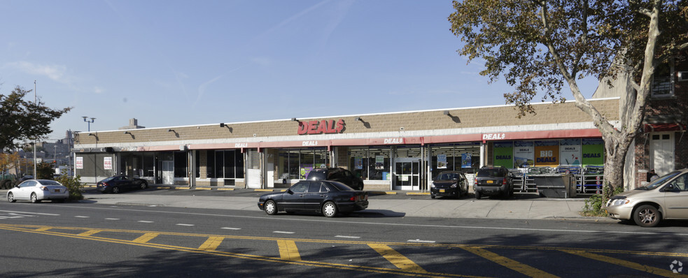 2721 Bronxwood Ave, Bronx, NY for lease - Building Photo - Image 1 of 2