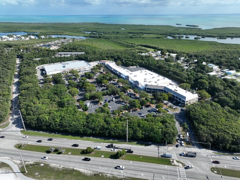 101437 Overseas Hwy, Key Largo, FL for lease - Building Photo - Image 1 of 5