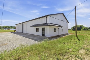 7565 Happy Valley Rd, Cave City KY - Warehouse