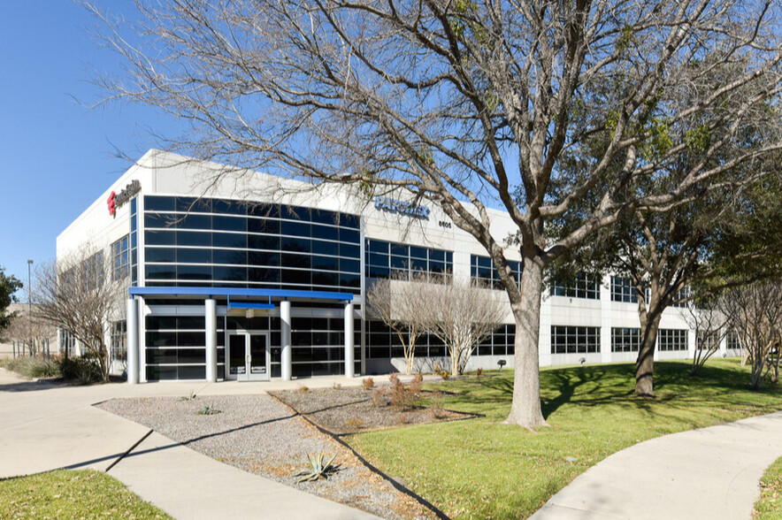 8605 Freeport Pky, Irving, TX for lease - Building Photo - Image 1 of 17