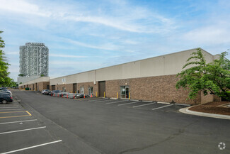 More details for 8520-8528 Tyco Rd, Vienna, VA - Industrial for Lease