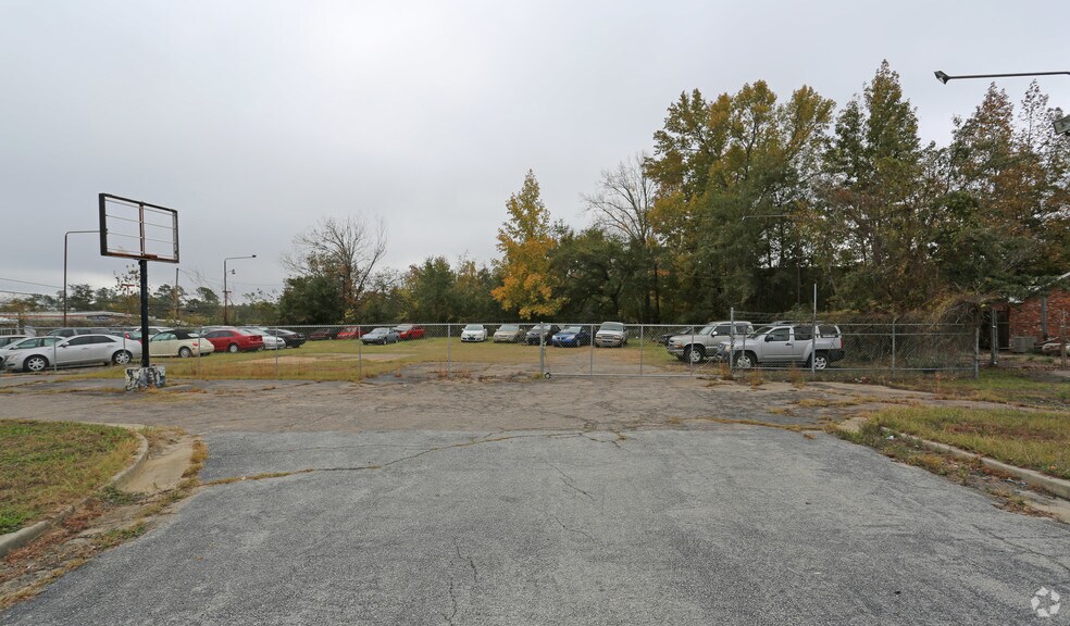 1890 Gordon Hwy, Augusta, GA 30904