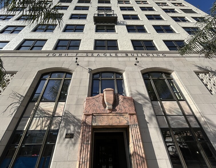 408 W University Ave, Gainesville, FL for lease - Building Photo - Image 2 of 8