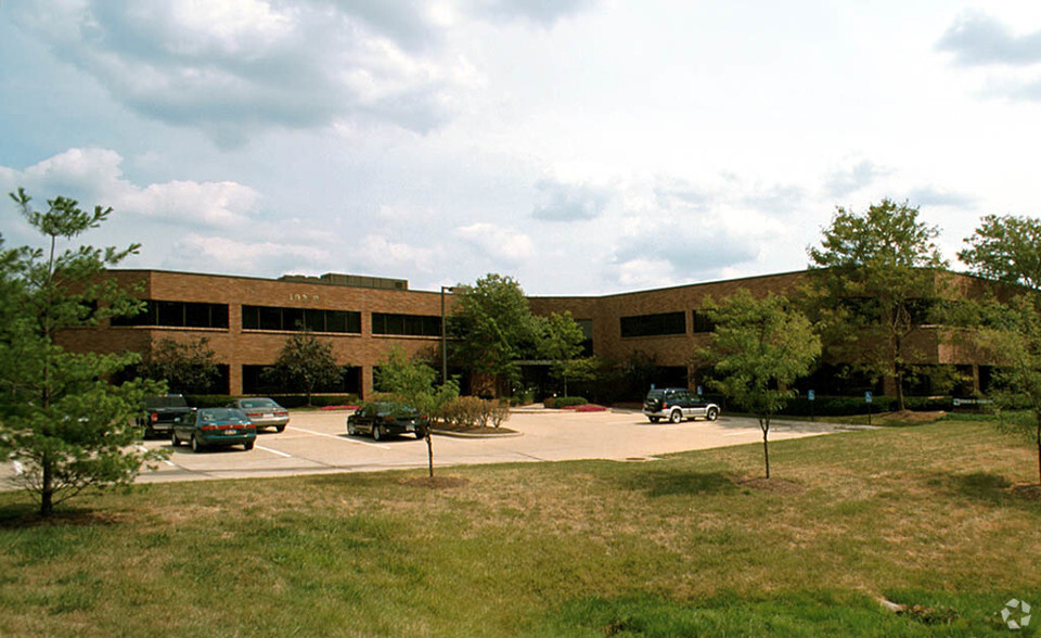 10250 Alliance Rd, Blue Ash, OH for lease - Building Photo - Image 2 of 4