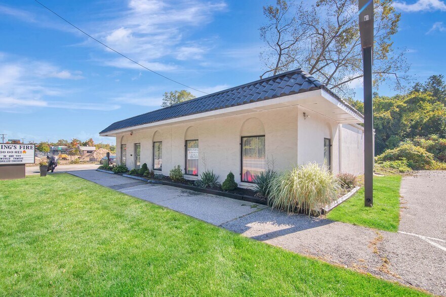 995 Boston Rd, Springfield, MA for sale - Primary Photo - Image 1 of 1