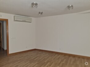 Office in Móstoles, MAD for lease Interior Photo- Image 1 of 10