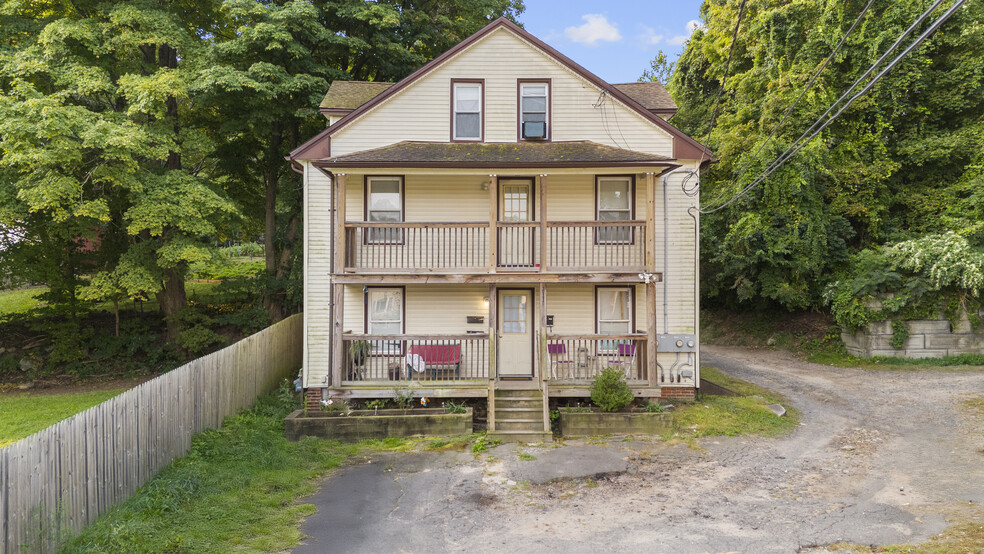 211 Park St, Bristol, CT for sale - Primary Photo - Image 1 of 10