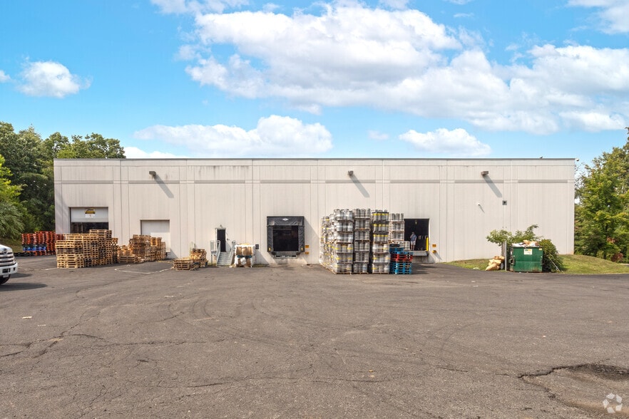 4605 Brookfield Corporate Dr, Chantilly, VA for lease - Building Photo - Image 3 of 4