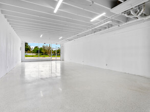 1142 NE 4th Ave, Fort Lauderdale, FL for lease Building Photo- Image 1 of 6