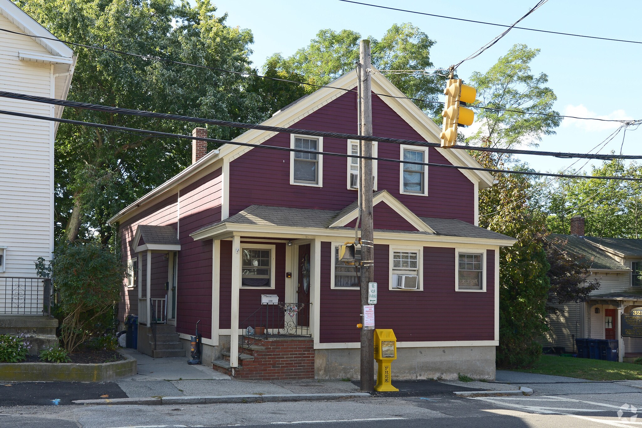 3200 Post Rd, Warwick, RI for sale Primary Photo- Image 1 of 1