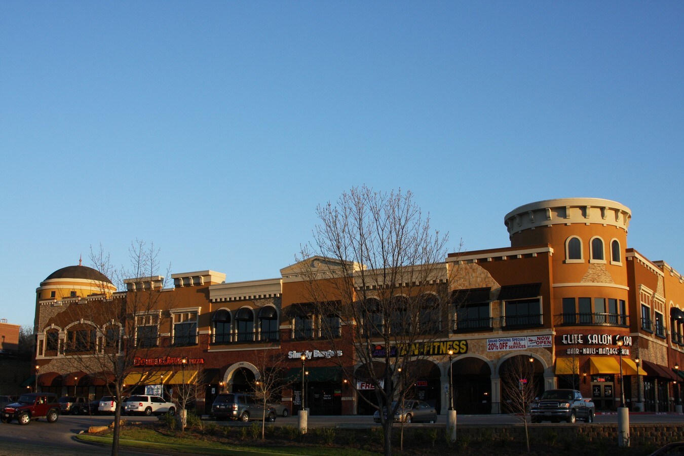 2500 NE Green Oaks Blvd, Arlington, TX, 76006 Retail Space For Lease