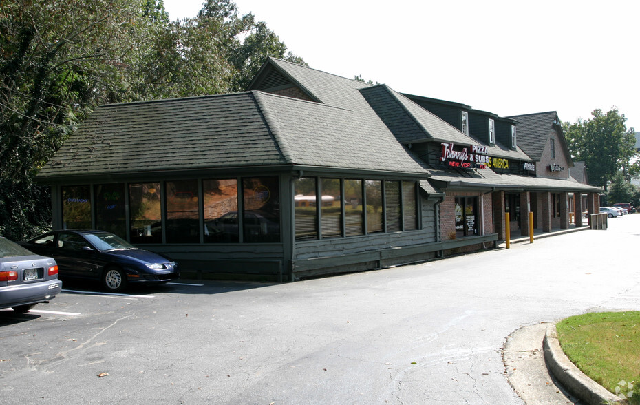 7875 Roswell Rd, Atlanta, GA for lease - Building Photo - Image 2 of 4