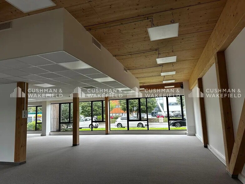 Office in Schiltigheim for lease - Interior Photo - Image 3 of 12