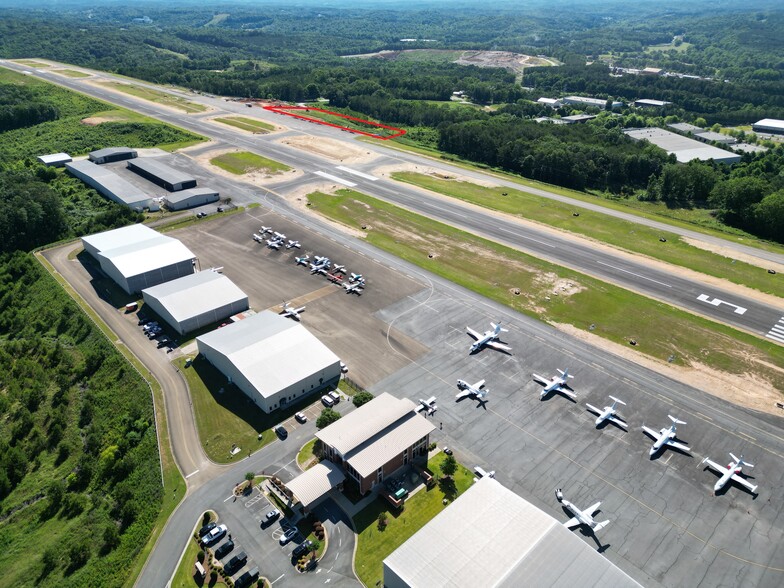 1350 Bishop Rd, Ball Ground, GA for sale - Primary Photo - Image 1 of 3