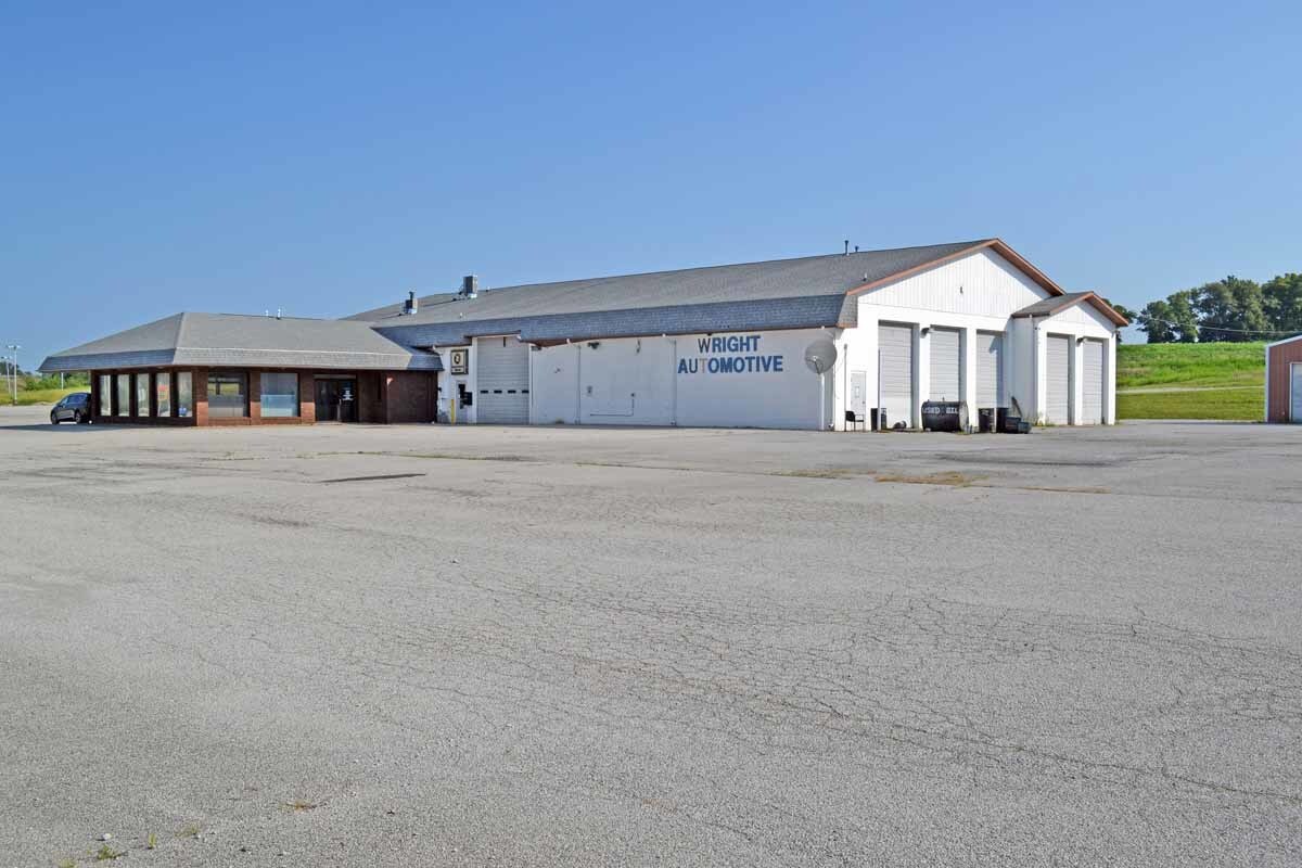 11159 Illinois Route 185, Hillsboro, IL for sale Building Photo- Image 1 of 1