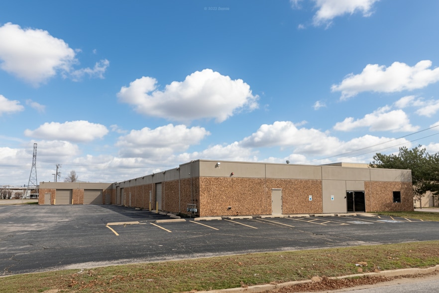 4219 Charter Ave, Oklahoma City, OK for lease - Building Photo - Image 1 of 16
